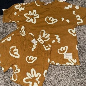 zara kids 4-5, pattern set, gold color